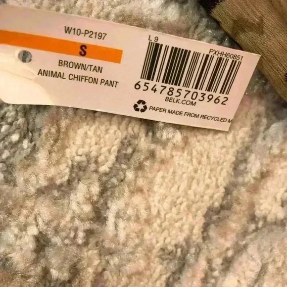 New Directions Mob Wife Women’s Small Brown/Tan Animal Print Palooza Pants - Picture 4 of 6